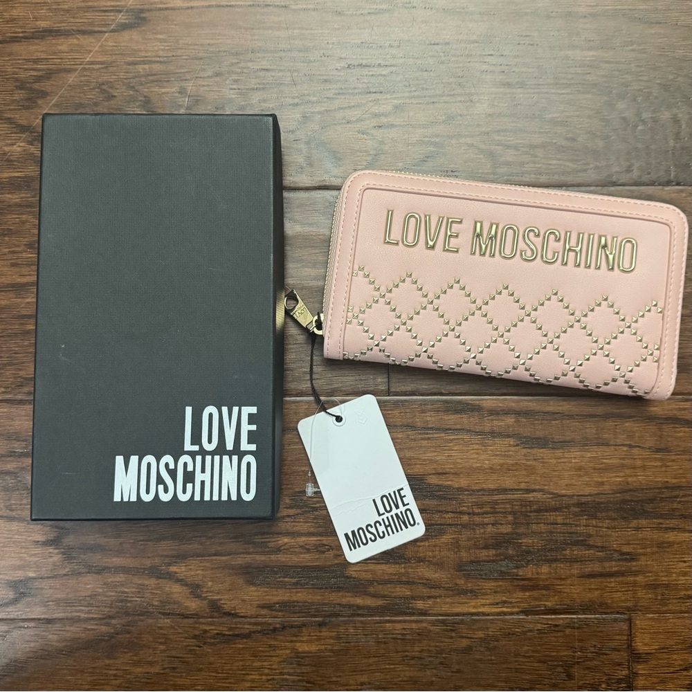 LOVE MOSCHINO (NWT) baby pink gold studded zipper closure wallet